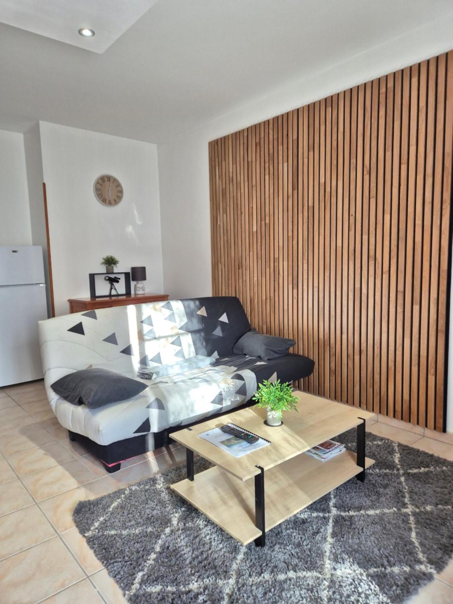 Gite De La Tride B Avec Terrasse Proche Du Centre Lectoure Εξωτερικό φωτογραφία